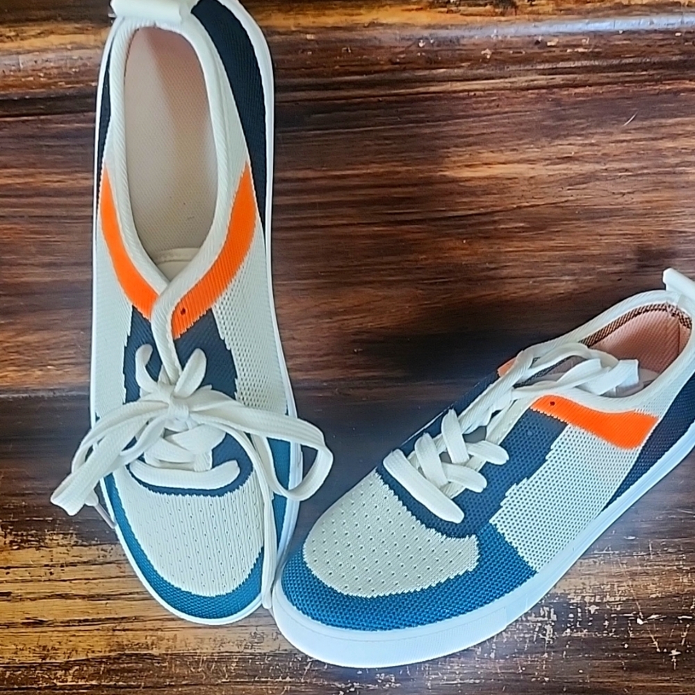 Stylish Green and Orange Sneakers,and black